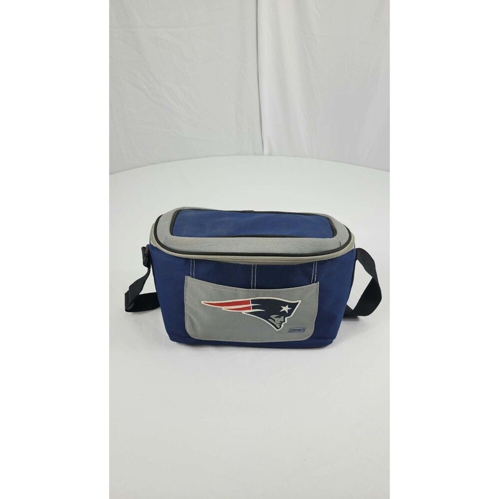 Coleman New England Patriots Soft Cooler – Insulated Shoulder Bag, NFL Fan Gear